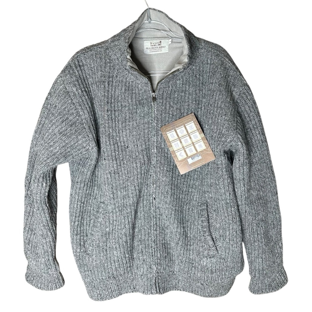 NWT Aran Sweater Market Men’s Fleece Lined Zip Up Cardigan. Size Large. Gray